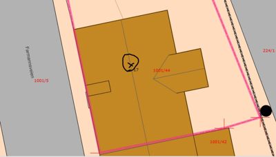 Situasjonsplan som viser tomtens grenser, naboeiendommer (Farramsveien), og eiendomsnummer (1001/5, 1001/44, 1001/42).
