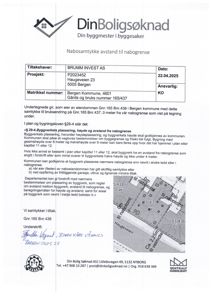 Situasjonsplan som viser eiendomsnummer, naboeiendommer og angitt avstand til naboboret.