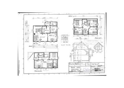 Plantegning som viser romfordeling og dimensjoner for et hus, inkludert etasjeplaner (PLAN 1ST ETG, PLAN 2ND ETG), snitt (SECTION) og fasadeopprikk (FACADE).