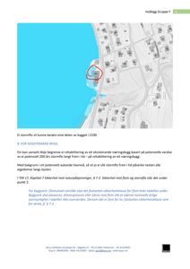 Situasjonsplan som viser bygningens plassering i forhold til kystlinjen og en potensiell stormflo i 2100.