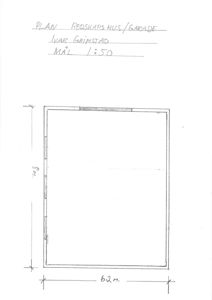 Håndtegnet etasjeplan for et redskapshus/garasje med angitte mål (8m x 6,2m).