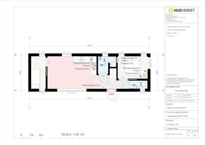 Etasjeplan (1. etasje) med romfordeling, dimensjoner og tekniske tilkoblinger (vann, avløp, strøm).
