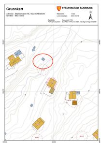 Grunnkart (situasjonsplan) som viser eiendomsgrenser, tomteforhold og bygningsplasseringer i Gressvik.