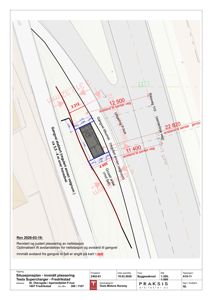 Situasjonsplan som viser plassering av en Tesla Supercharger-nettstasjon i forhold til omgivelsene, inkludert veier (Råsving 110), gangveier og avgrensede innmålte avstander.