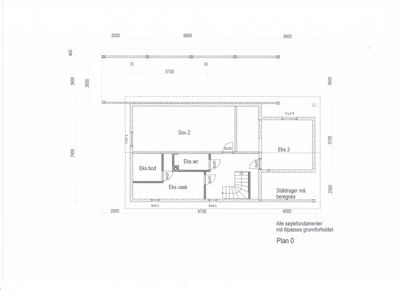 Etasjeplan (Plan 0) som viser romfordeling, dører, trapp og mål for et hus.