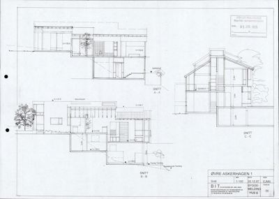 Snittegning (SNITT A-A, B-B og C-C) som viser bygningens tverrsnitt med høyder, romfordeling og konstruksjonsdetaljer.