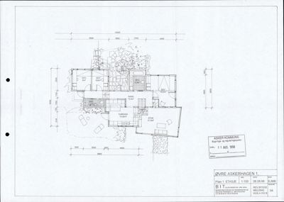 Etasjeplan (Plan 1 ETASJE) for en bolig med romfordeling, mål og arealopplysninger.