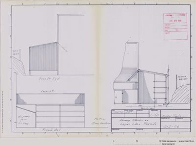 Fasadetegning som viser bygningens utseende fra to vinkler (sør og vest) med mål, skråninger og konstruksjonsdetaljer.