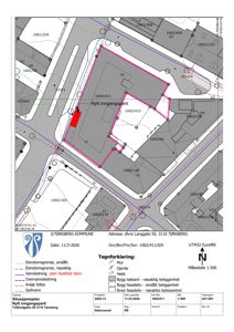 Situasjonsplan som viser eiendomsgranser, naboeiendommer, vannledninger og en planlagt inngangsparti (Nytt inngangsparti) med tilhørende tegnforklaring.