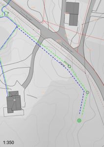 Situasjonsplan som viser tomtens beliggenhet i forhold til Tveitevågvegen, nabotomter, høydeforhold (konturlinjer) og planlagte tilknytninger (blå/gule linjer).