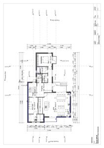 Etasjeplan (1. etasje) som viser romfordeling, dimensjoner og snittreferanser.