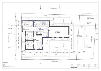 Etasjeplan for en bolig som viser romfordeling, arealer og veggposisjon.
