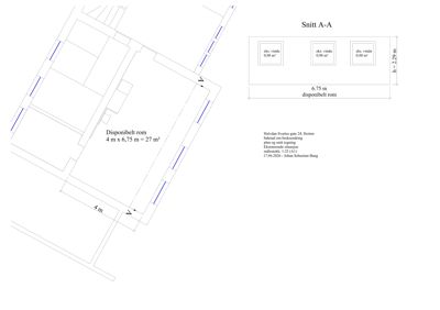 Snittegning (Snitt A-A) som viser tverrsnittet av et rom med angitte mål og vindusdimensjoner.