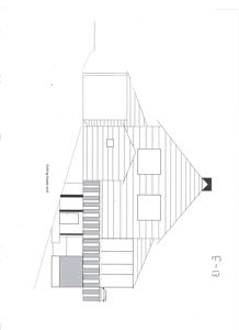 Fasadetegning som viser bygningens utside med vinduer, takform og en eksisterende stuevegg.
