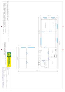 Etasjeplan (1. etasje) som viser romfordeling, dører, vinduer og mål for en bolig.