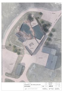 Situasjonsplan (utomhusplan) som viser bygningenes plassering på tomten i forhold til terreng, veier og omgivelser.