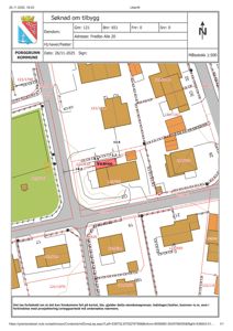 Situasjonsplan som viser eiendomsgranser, naboeiendommer og en planlagt tilbygg.