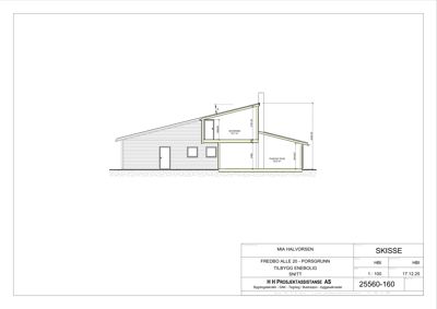 Snittegning som viser bygningens tverrsnitt, høyder og konstruksjonsdetaljer.