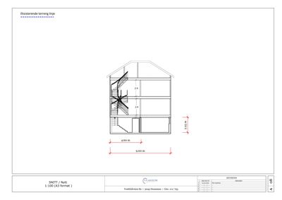 Snittegning som viser tverrsnitt gjennom en bygning med trapp, etasjer og mål på høyder og bredder.