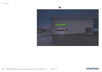 Fotografi av en eksisterende bygning (Green Storage) med etasjeforhold og utvendig fasade.