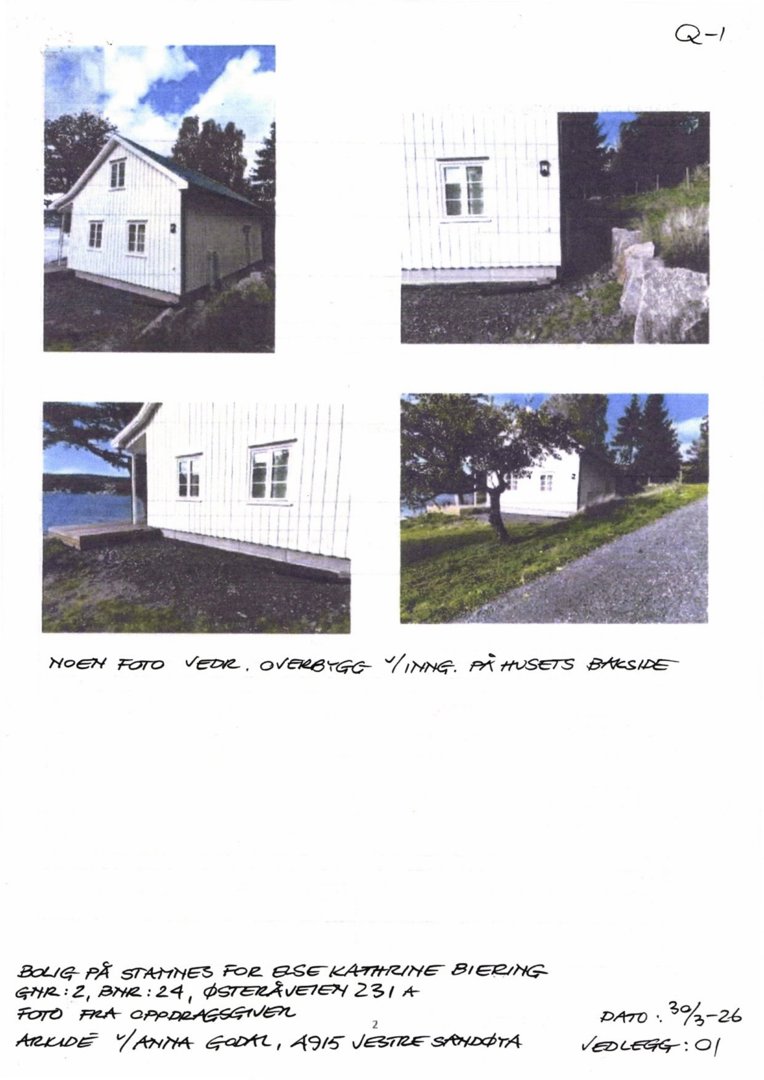 Fotografier av en hvit hytte med tekstbeskrivelse om overbygg og vanning på bakside.