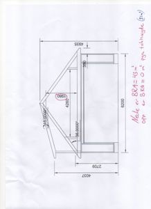 Tegning som viser oppriss av en fasade med mål på takhøyde, takfot og grunnflate.