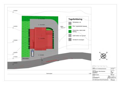 Situasjonsplan som viser bygningens plassering i forhold til tomtegrenser, høydemål (MOH), beplantning og vei.