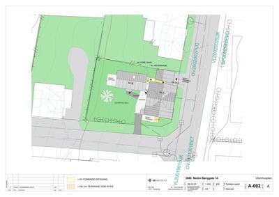 Situasjonsplan som viser tomtens grenser, eksisterende og nye bygninger (14A og 14B), veier, og planlagte endringer som ny terrasse og forbindegang.