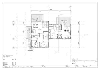 Etasjeplan (2. etasje) som viser romfordeling, møblering og dimensjoner for et hus.