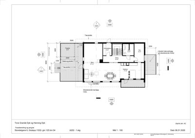 Etasjeplan (1. etg) for en fasadeendring og tilbygg på en eksisterende bolig. Planen viser romfordeling, mål, og plassering av nye og eksisterende elementer.