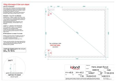 En tegning som viser mål og detaljer for en ringmur, inkludert et snitt og en situasjonsplan for muren.