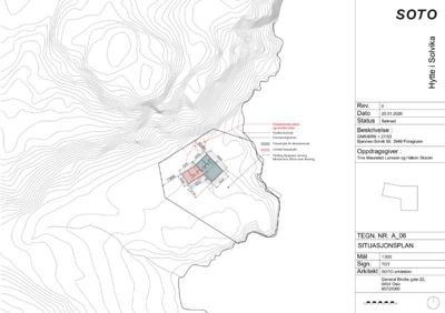 Situasjonsplan for en hytte i Solvika med konturlinjer, tomtedefinisjon og bygningsspor.