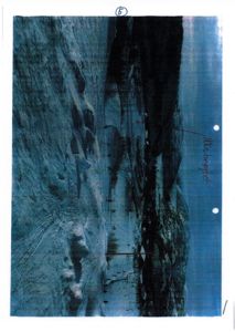 Fotografi av en bygning sett fra siden (fasade), med håndskrevet notat 'Mts. brosjyret' og et nummer '5' øverst.