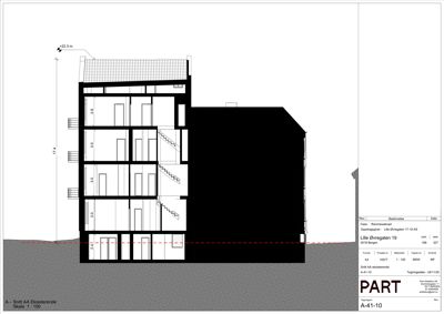 Snittegning (A-41-10) som viser tverrsnitt gjennom eksisterende bygning på Lille Øvreveien 19. Tegningen illustrerer etasjehøyder, romfordeling, trappeløsninger og grunnplan.