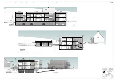 Bildet viser tre snittegninger (SNITT A-A, SNITT B-B, SNITT C-C) av en bygning med mål og detaljer.