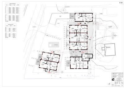 Etasjeplan (1. etasje) med romfordeling, arealoppsett og tekniske detaljer.