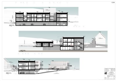Bildet viser tre snittegninger (SNITT A-A, SNITT B-B, SNITT C-C) av en bygning med mål og detaljer.