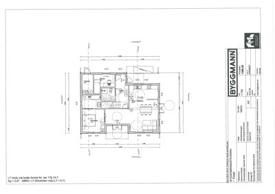 Etasjeplan (1. Etasje) som viser romfordeling, veggtykkelse og dimensjoner for en bolig.