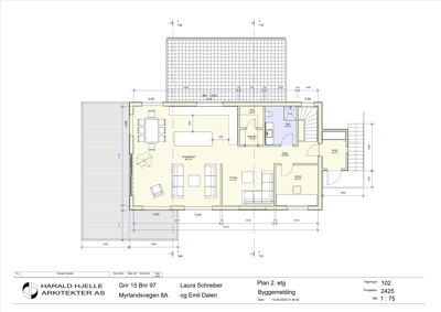 Etasjeplan (2. etg) som viser romfordeling, møblering og dimensjoner for en bolig.