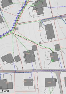 Situasjonsplan som viser tomt, bygninger, veier (Granholtveien, Antimons gate) og eiendomsgrenser med arealnummer.