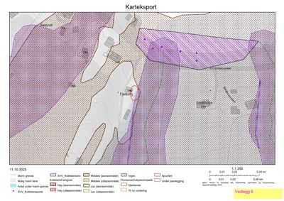 Kart over et område med karttekster, fargekoding for ulike arealtyper (f.eks. lavt og høyt låsneområde), og en oversikt over bygningsplasseringer.