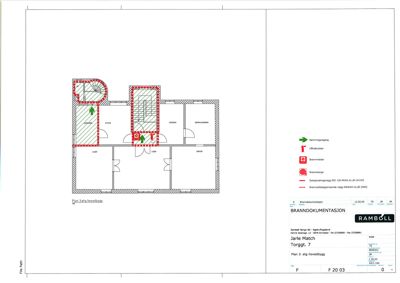 Etasjeplan (3. etg) med romfordeling, trapp og brannveggmarkeringer.