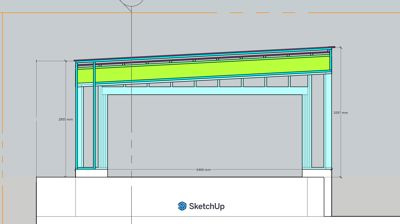 En fasadetegning som viser oppriss av en bygning sett fra siden, med angitte mål på høyde og bredde.