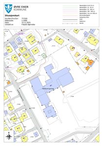 Situasjonskart som viser bygningers plassering, tomtegrenser og infrastruktur i området rundt Høksund gymnas.