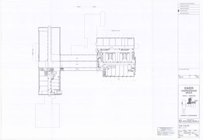 Plantegning som viser romfordeling og etasjeplan for Eiker Videregående Skole (krysserplan).