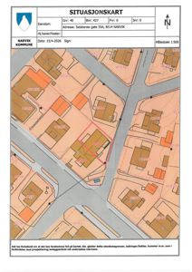 Situasjonskart som viser eiendomsgranser, naboeiendommer og bygningsplassering for Selsbanes gate 55A i Narvik.