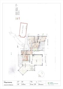 Etasjeplan (plan) for en tilbygg fritidsbolig som viser romfordeling, vegger og møblering.