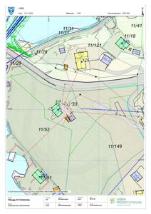 Situasjonsplan som viser tomtens beliggenhet, nabolag, veioppdeling og eksisterende bygninger.