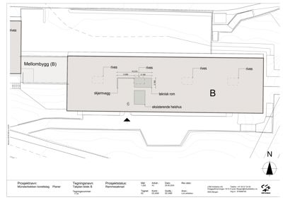 Etasjeplan (rammeseksjon) for Mellombygg (B) i Møsterbekken borettslag, som viser romfordeling, dimensjoner og plassering av eksisterende heis.