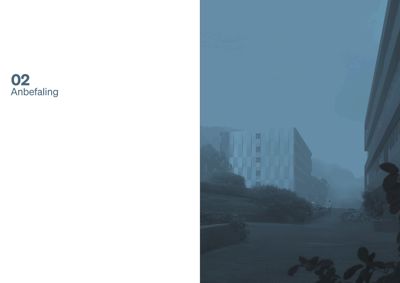 Fotografi av en bygning sett fra et lavt vinkel, med en person og syklister i forgrunnen.